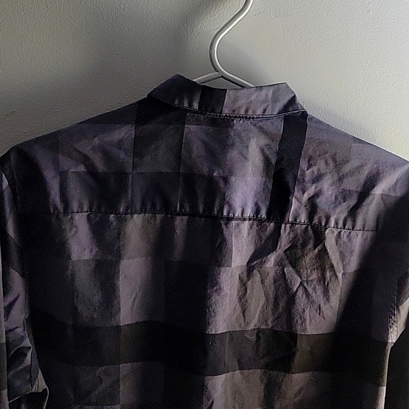 MENS Clavin Klein Dress Shirt plad color Blue black Size M - Picture 8 of 8